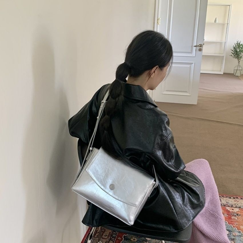 Túi Xách Đeo Vai Sức Chứa Lớn Phong Cách Mới 2022 Dành Cho Nữ