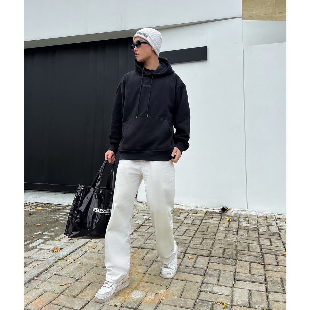 Áo Hoodie đen REW form rộng dành cho cả nam và nữ