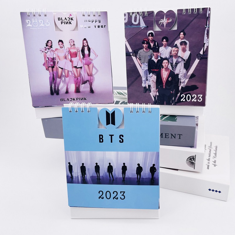 Lịch Để Bàn Năm 2023 In Hình Nhóm Nhạc Kpop BTS