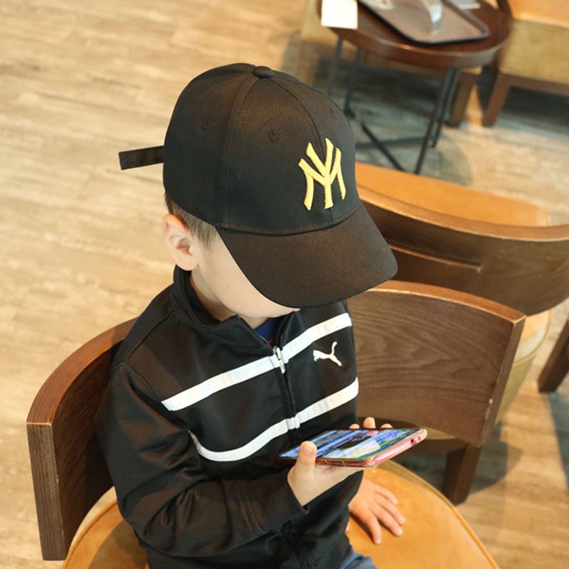 Mũ Lưỡi Trai Thêu Chữ Thời Trang Cho Bé