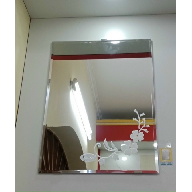 Gương treo tường hoa văn sang trọng bền bỉ