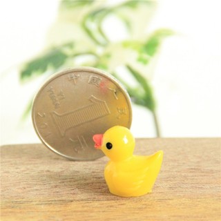 Trang trí bể cá mini vịt con nhỏ xinh