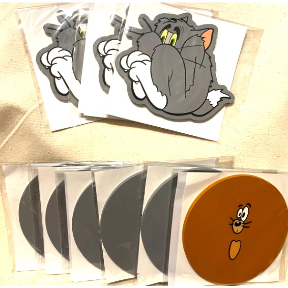 Mô Hình Tom& Jerry đế lót cao su