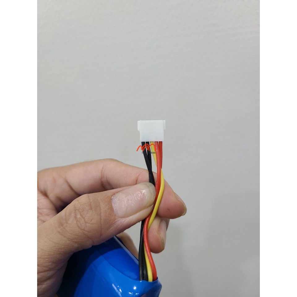 Thay pin loa Marshall Stockwell 1 / 2