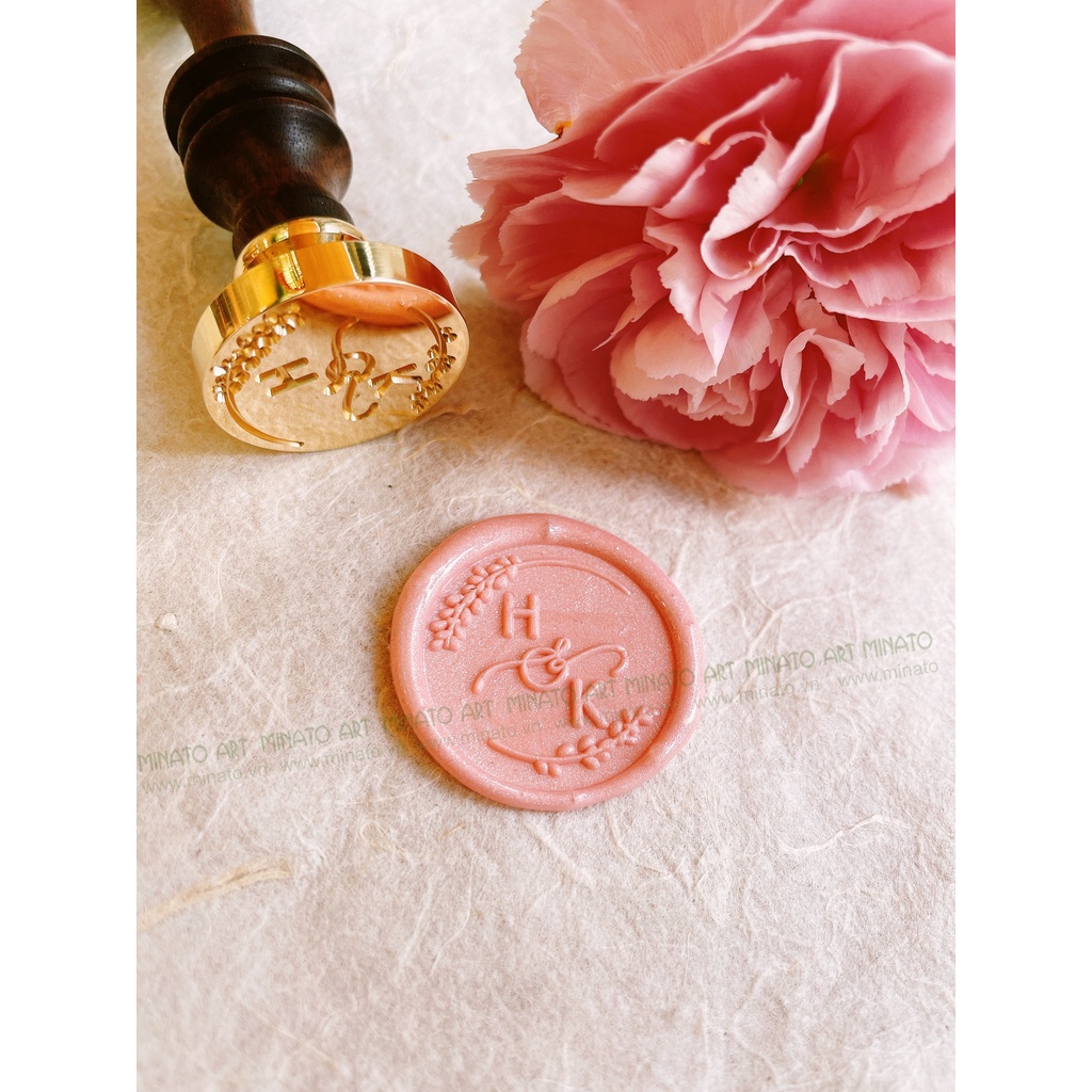 Sáp niêm phong cho thiệp cưới