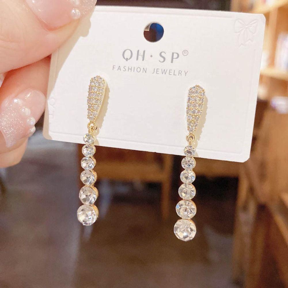 Bông Tai Dáng Dài Đính Hạt Phối Tua Rua Phong Cách Pháp Thời Trang Cho Nữ