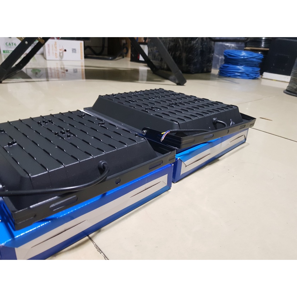 Đen pha Led AAA - chip COB công suất thật - bảo hành 12 tháng