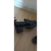 Giày ulzzang mũi vuông đế 5cm phong cách Anh
