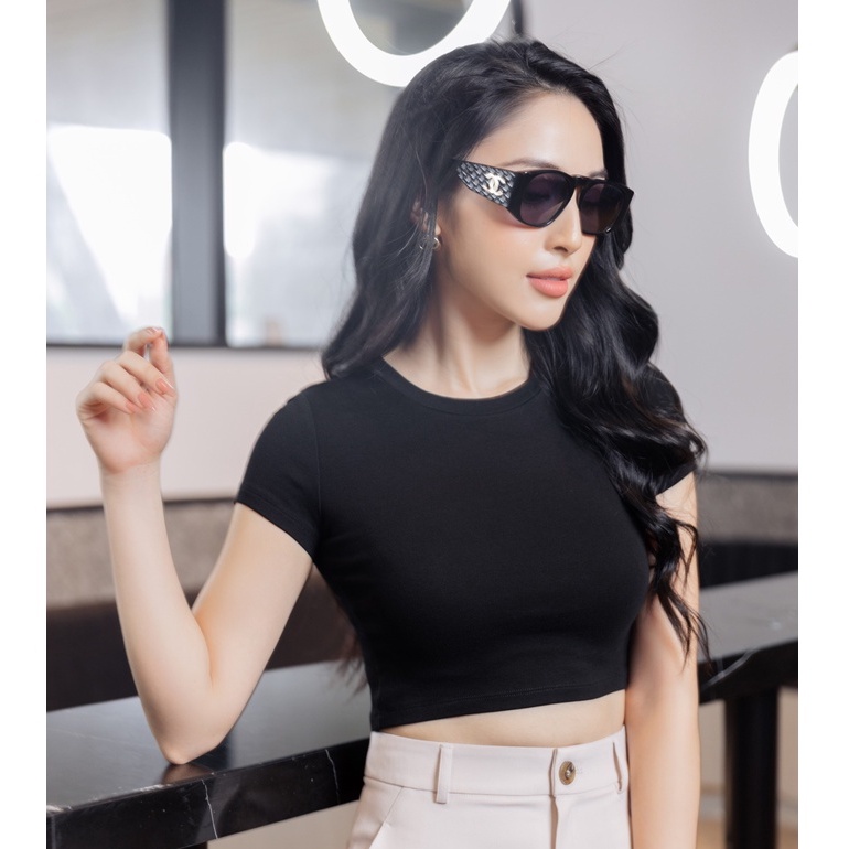 Áo phông croptop tay ngắn trơn D.CHIC MS: 186009