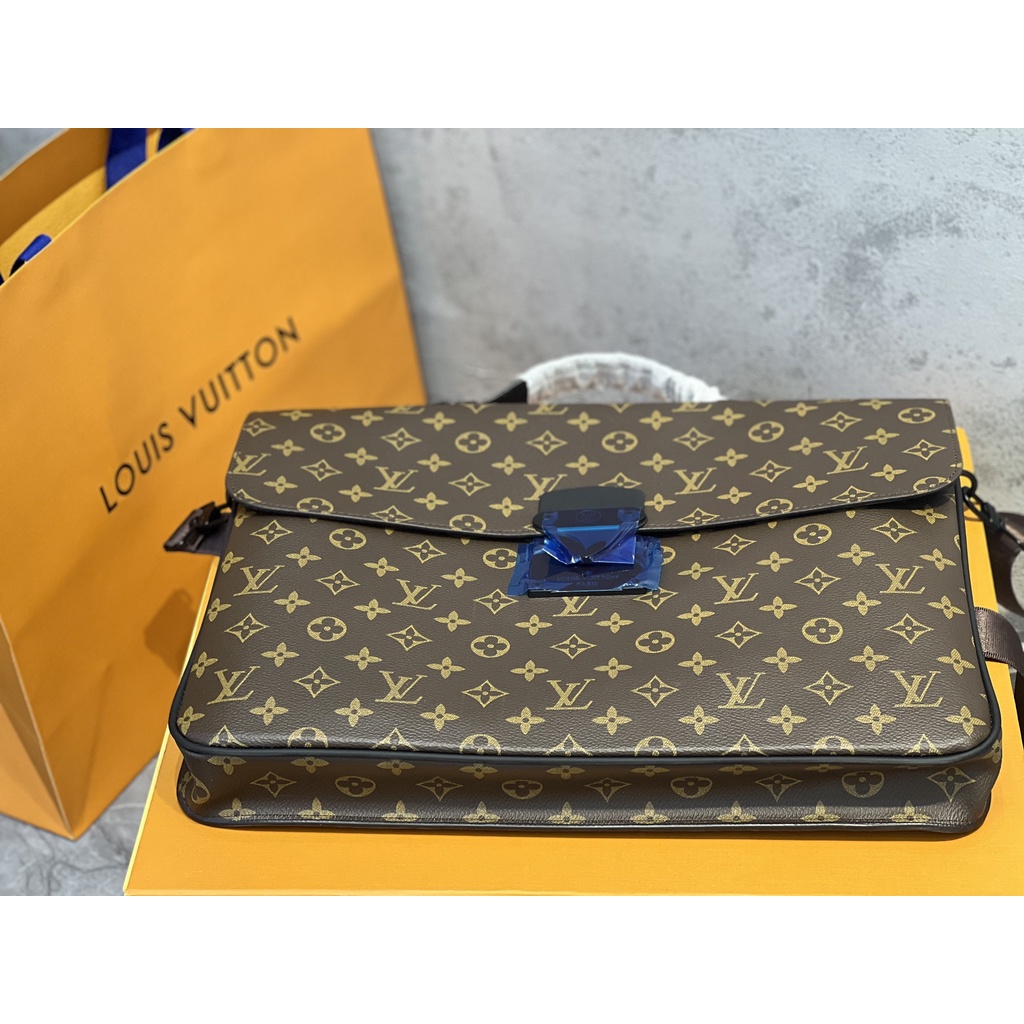 Túi cặp LV M20835 S LOCK BRIEFCASE Size : 39cm fullbox, khóa nam châm sang, thanh lịch