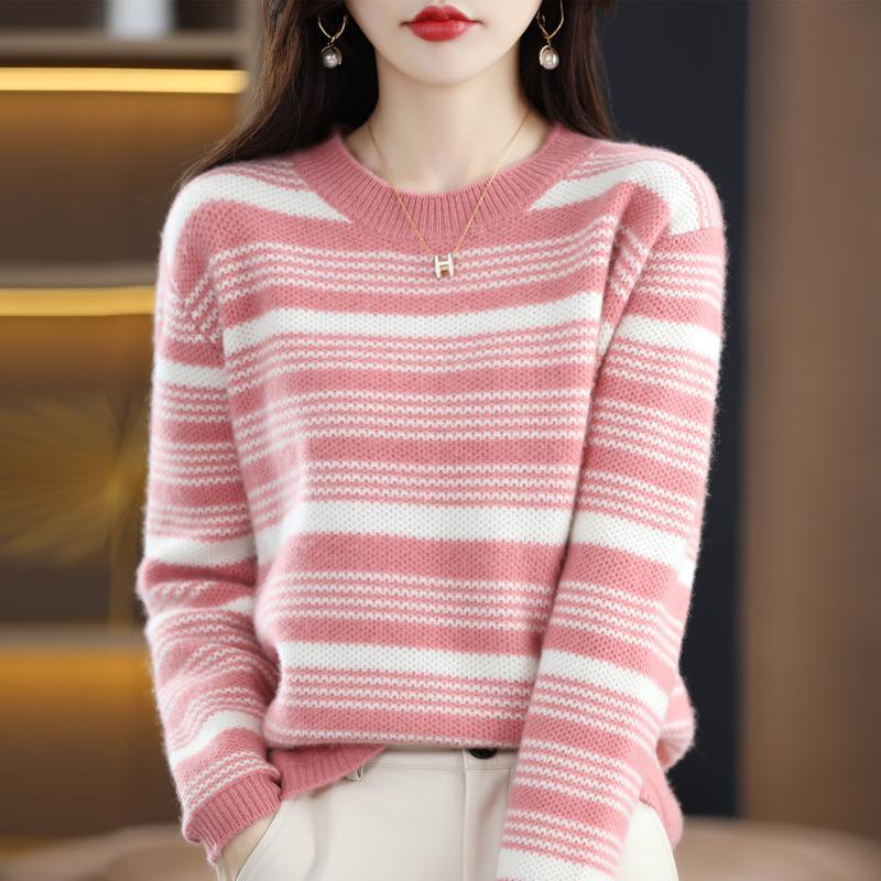 IELGY IELGY Áo sweater Cổ Tròn Dáng Rộng Kẻ Sọc Ngang Phong Cách Hàn Quốc Dễ Phối Đồ Cho Bạn Gái
