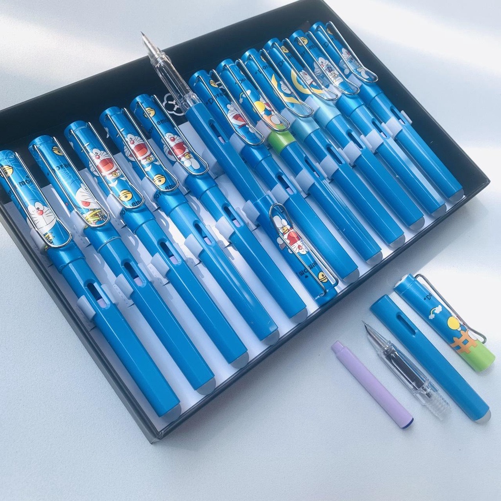 Bút xoá đôremon thân nhỏ cực cute sẵn ngòi êm trơn dễ viết, là món quà tuyệt vời cho các bé