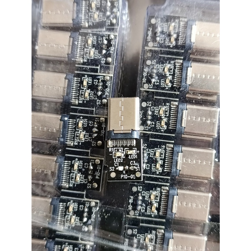 Đầu Type C đực mạ vàng có đèn led + micro