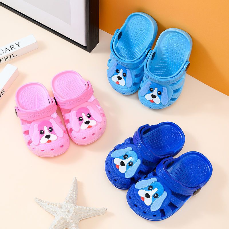 Dép Sandal Đế Mềm Chống Trượt Đục Lỗ Họa Tiết Hoạt Hình Thời Trang Mùa Hè Cho Bé Trai Và Gái