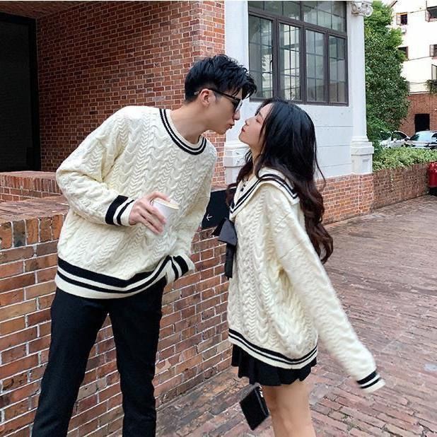 Bộ Đồng Phục Áo Sweater Dáng Rộng Phối Chân Váy Kiểu Hàn Quốc Thời Trang Thu Đông Cho Các Cặp Đôi