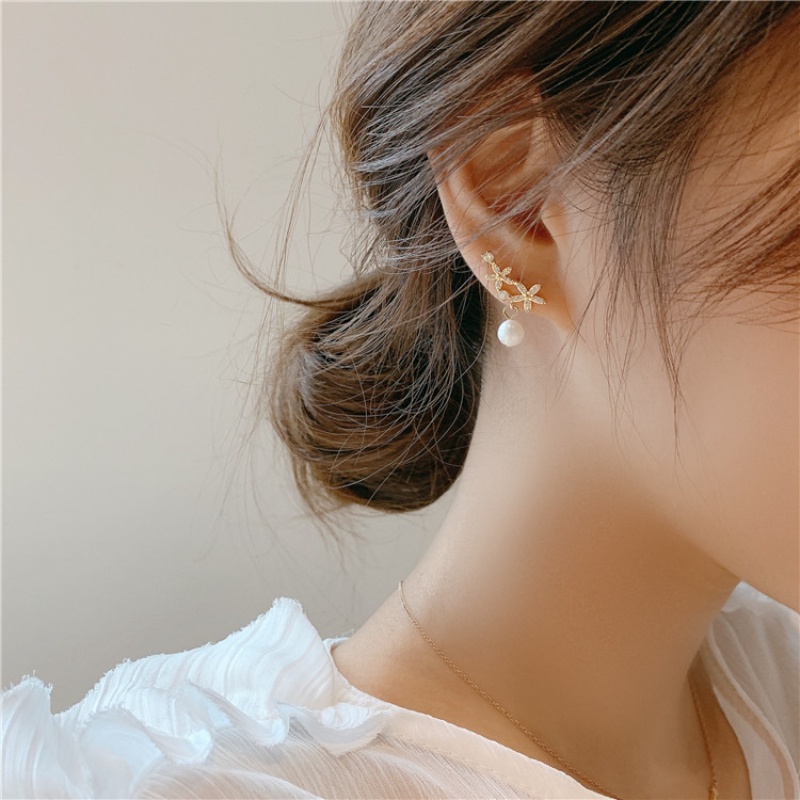 Đôi Bông Tai Ngọc Trai Thời Trang Cho Nữ