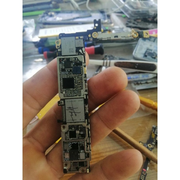 Main IP 6splus 32gb clock/bo mạch main ip 6splus clock 32gb