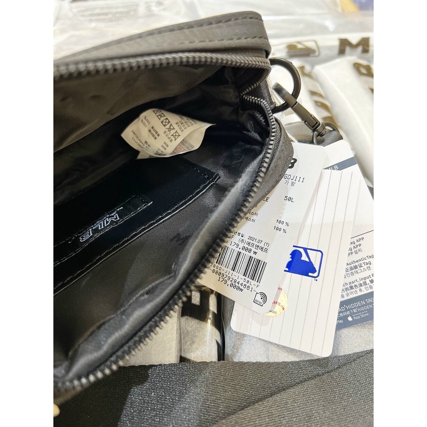 Túi MLB dành cho cả nam và nữ có kèm túi nhỏ chất vân ô xước