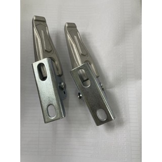 Để chân sau xe điện 133M, 133S