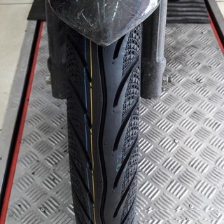Lốp Maxxis vân 3D không săm 80/90-17