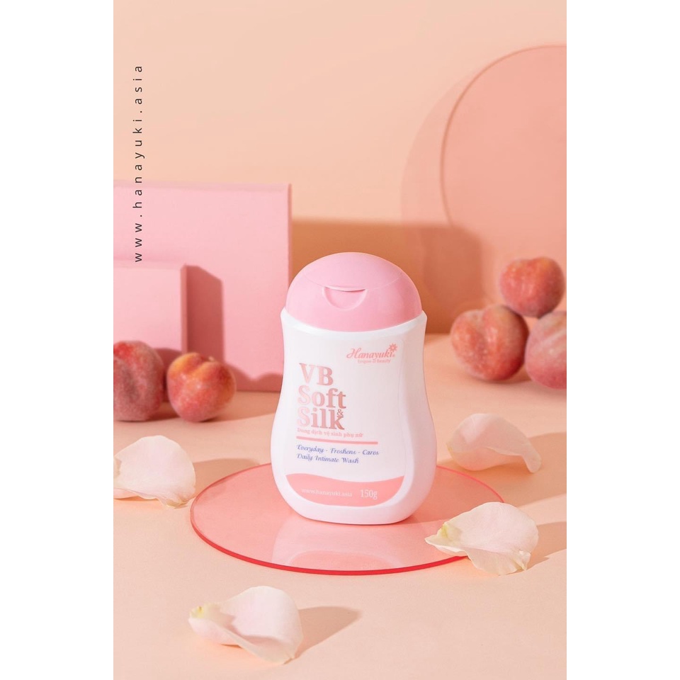 Dung Dịch Vệ Sinh Phụ Nữ Hana Soft Silk Giúp Khử Mùi Vùng Kín 150g