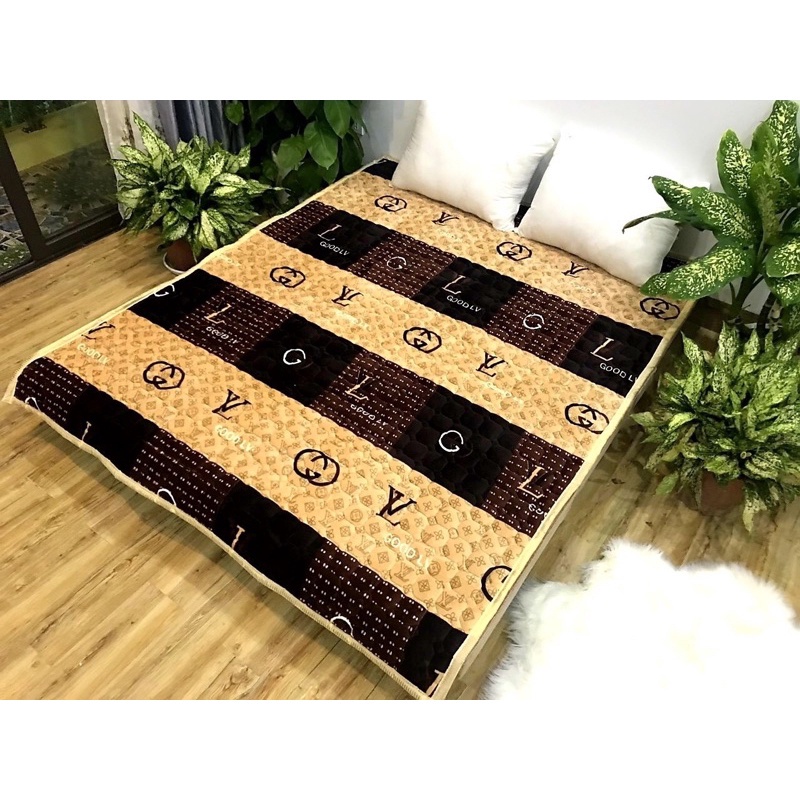 (Siêu Sale Giá Tốt) ✨ Chiếc Thảm trải giường lông cừu cao cấp 3 lớp siêu ấm mẫu Đỏ đô, nhiều mẫu đẹp