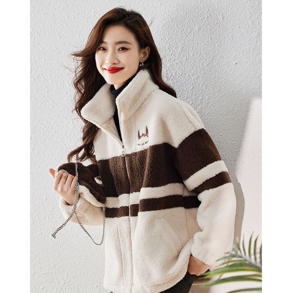 Áo Khoác Lông Unisex, Áo lông phối màu kẻ ngang kèm túi đeo chéo tai thỏ dày dặn form rộng Unisex Nam Nữ quynh.anh.1992