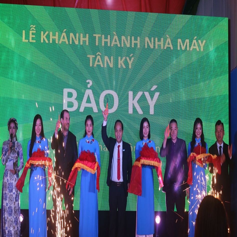 Hạt dưa Tân Ký - Tân Bảo Ký quà tết 2024 gói 500g - Đặc sản Huế