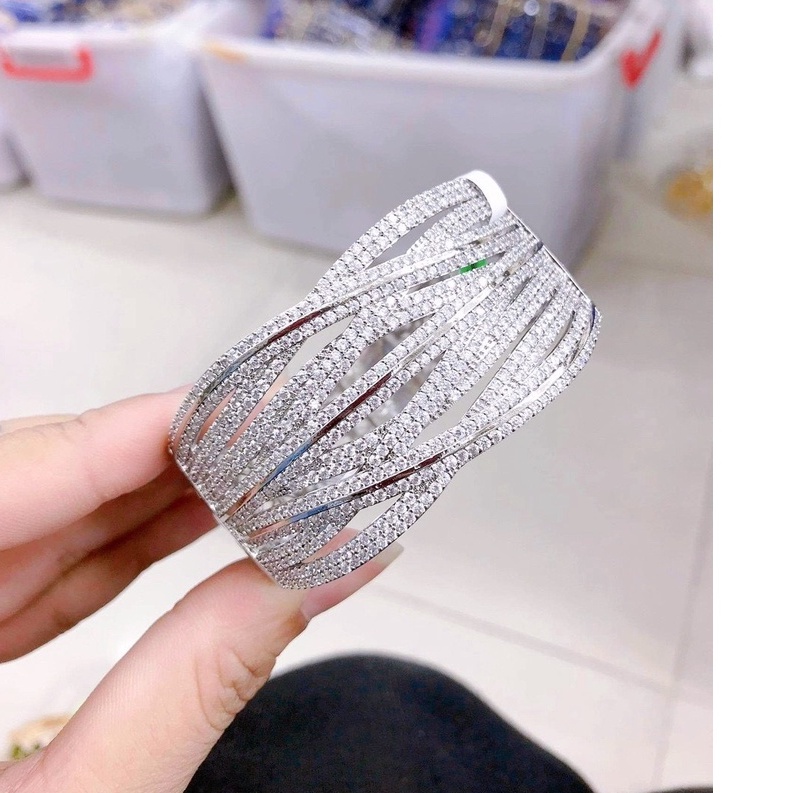 Vòng Tay Nữ Đính Đá Thiết Kế Quí Phái Thời Trang-HV2411093