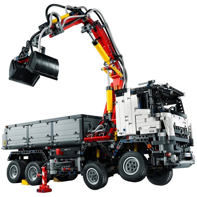 Mô Hình Nhựa 3D Lắp Ráp Technic Xe Tải Cẩu Đa Năng Mercedes-Benz Arocs T2115  1:8 - LG0074