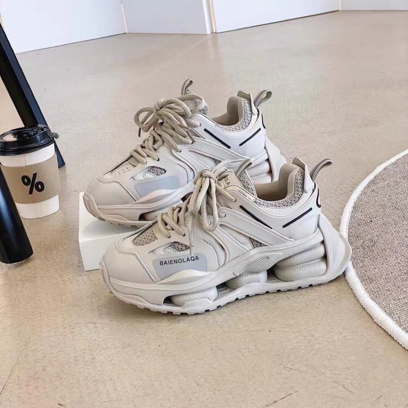 Giày thể thao dây buộc Ba Len đế êm cao