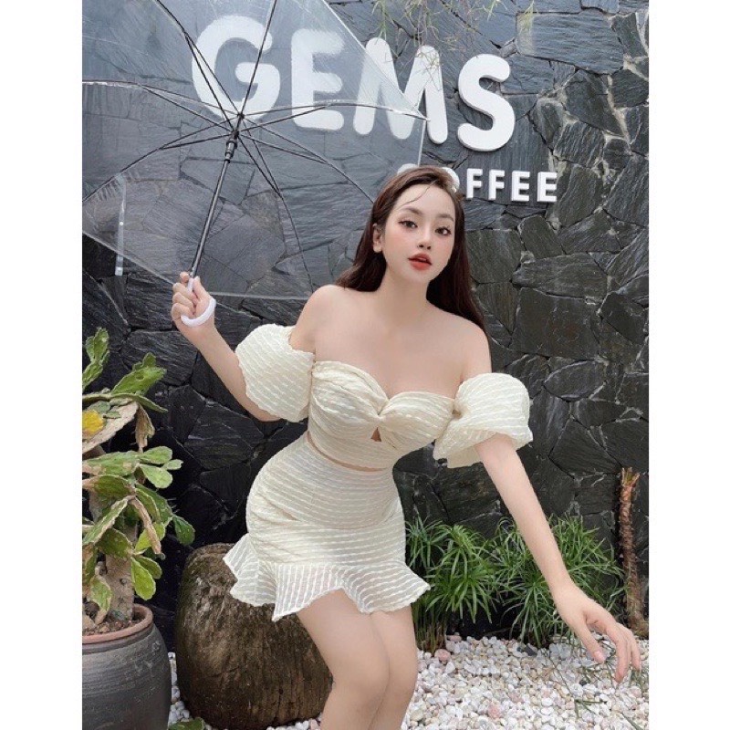sét váy đuôi cá trễ vai tay phồng phong cách mới lyie