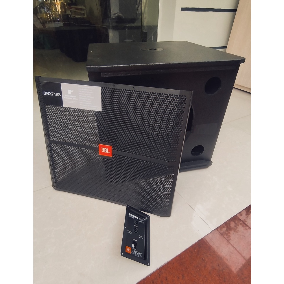 Vỏ Thùng Loa Sub Hơi Bass 50 JBL SRX718 Gía 1 chiếc
