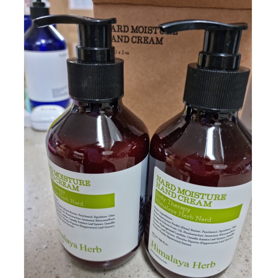Set 2 chai kem dưỡng da tay Nard moisture hand cream 280ml