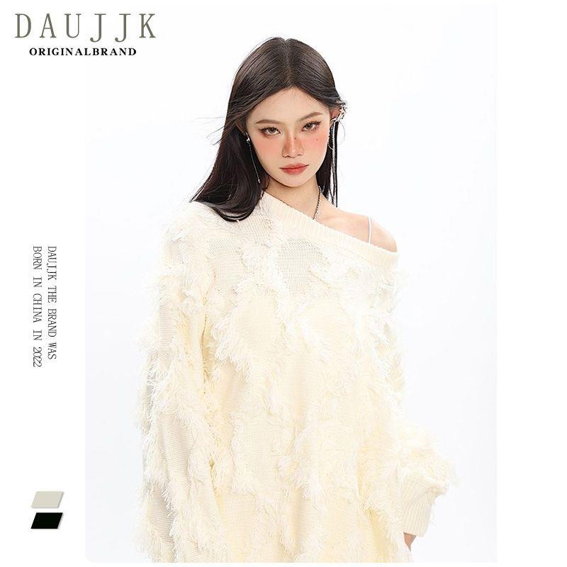 Daujk Áo Sweater Dáng Rộng Phối Tua Rua Kim Loại Hình Thoi Phong Cách Đường Phố Thu Đông Mới Cho Nam Và Nữ