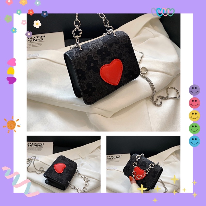 Túi xách mini đeo chéo, quai xách xích hoa 🌸 Trái tim cuteee 🖤