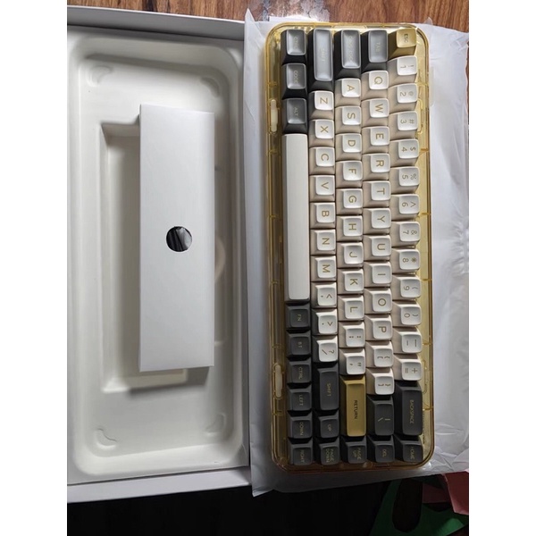 Bàn phím cơ không dây bluetooth, 2.4G Mojo 68 MelGeek chính hãng phong cách retro LED RGB có thể hotswap thay switch