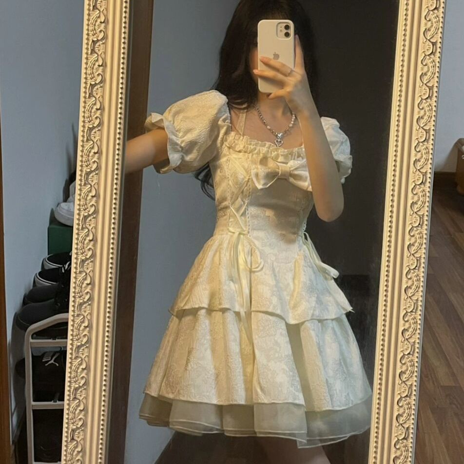 Đầm Công Chúa Dáng Chữ A Màu Sữa Ngọt Ngào Thời Trang Mùa Hè Hàng Mới Dành Cho Bạn Nữ