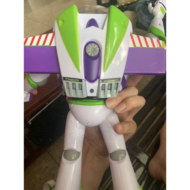 Mô Hình Nhân Vật Buzz Lightyear Trong Phim Hoạt Hình Toy Story 4 Có Âm Thanh Phát Sáng Độc Đáo