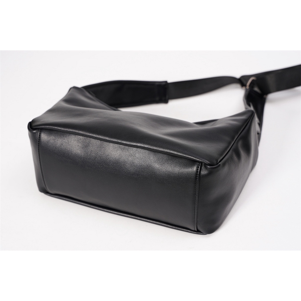 TÚI XÁCH DA HỌA TIẾT GẤU DỄ THƯƠNG