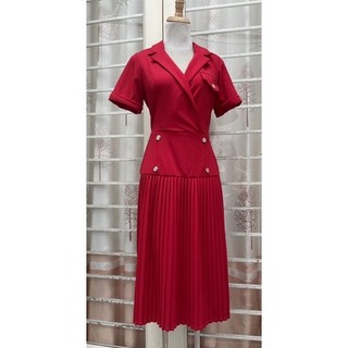 Đầm Tahari cổ vest siêu sang luôn ạ.