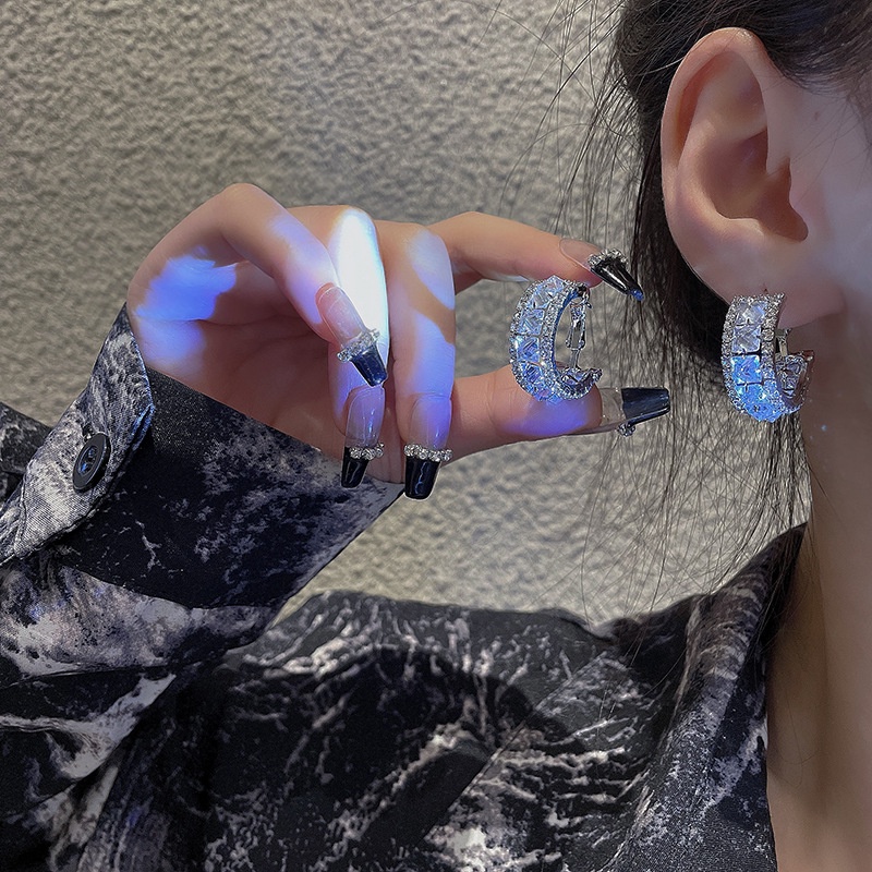 Bông Tai Mạ Bạc 925 Hình Chữ C Đính Đá Zircon Sang Trọng