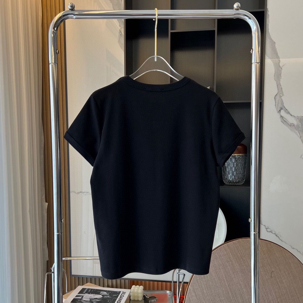 Prada 22ss New triangle logo round neck all-match women's short-sleeved T-shirt must be equipped with several pieces to wear