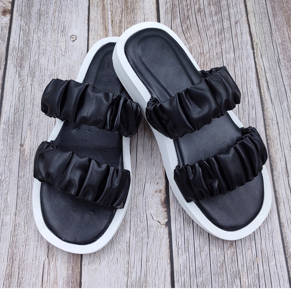 Dép bánh mì nữ thời trang Bevis - 2 quai ngang nhúng trơn đi chơi siêu đẹp - đế EVA cao 3cm bền bỉ dễ lau chùi BE625-1