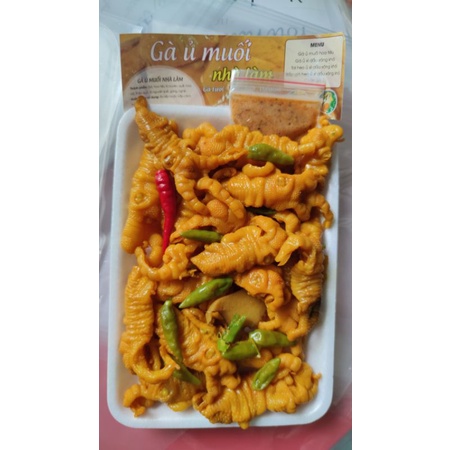 Gà ủ muối nguyên con có đầu giá sỉ