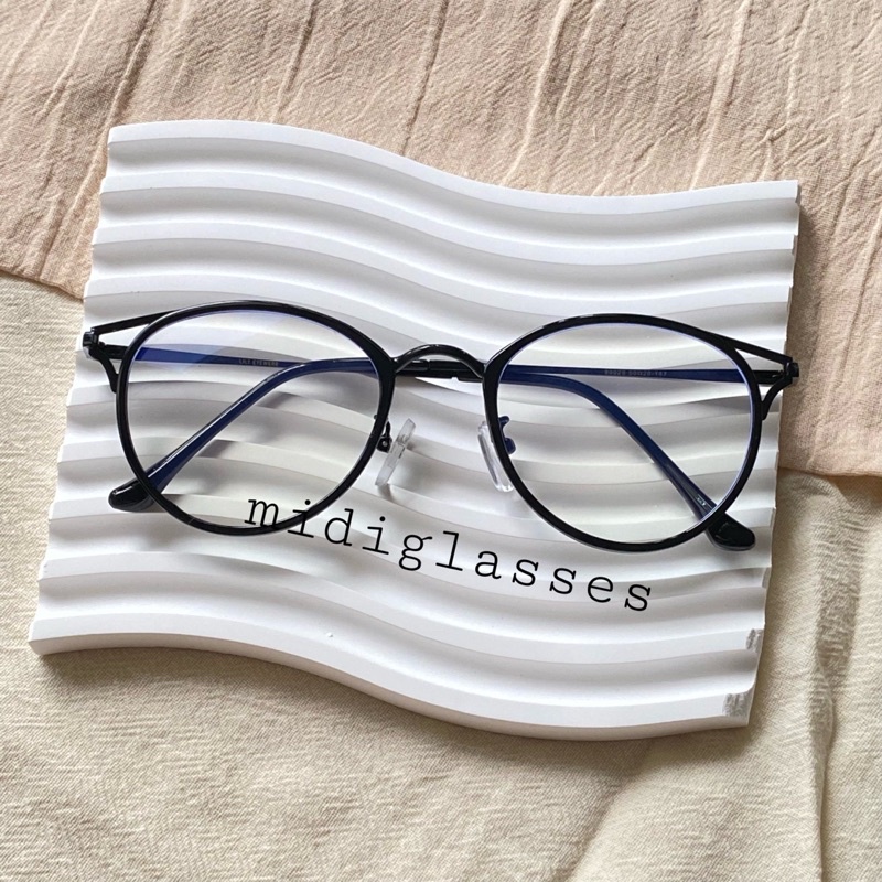 KÍNH TRÒN TAI MÈO DÁNG MỚI không độ