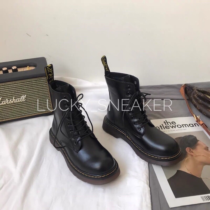 Giày DR MARTEN ĐEN DA TRƠN CAO CỔ LAI AU SC [ FULL DÂY + BOX ]