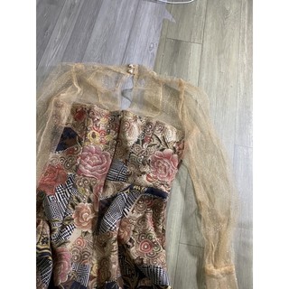 2hand đầm hoạ tiết kiểu eo 66cm mã 177