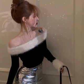 Áo trễ vai zip phối len lông thỏ - tb