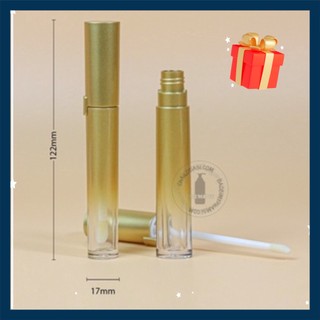 Thỏi son nước oval vàng bóng nắp gài